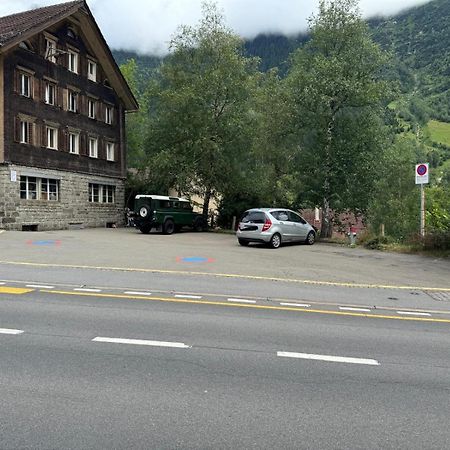Haus Alpenhof Lägenhet Wassen Exteriör bild