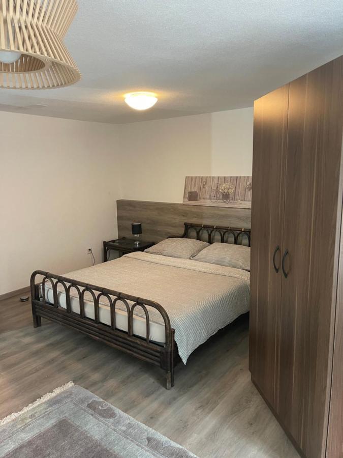 Haus Alpenhof Lägenhet Wassen Exteriör bild